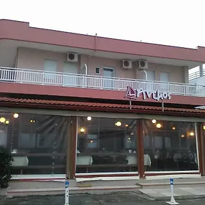 επισκεφθείτε το ξενοδοχείο