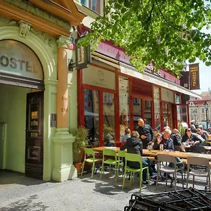 Spot Praag